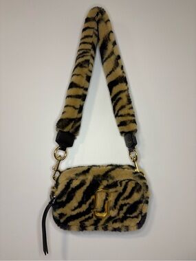 Marc Jacobs Snapshot Tiger-Print Faux Fur Camera Bag